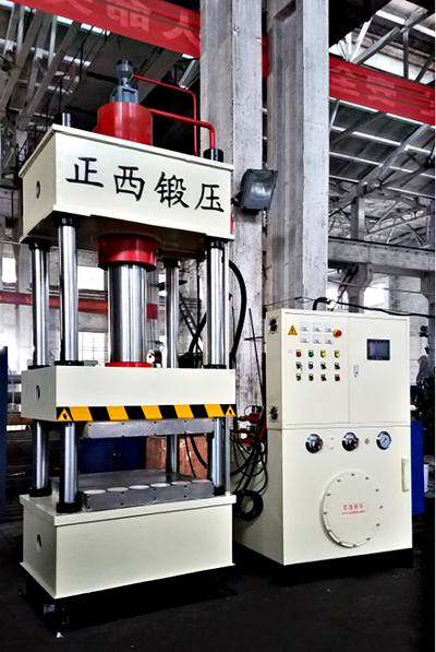 江苏徐州客户定制的160吨四柱液压机，由液压机供应商成都正西液压机圆满交货，祝贺！